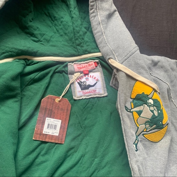 Mitchell and Ness Green Bay Packers hoodie - Picture 2 of 3